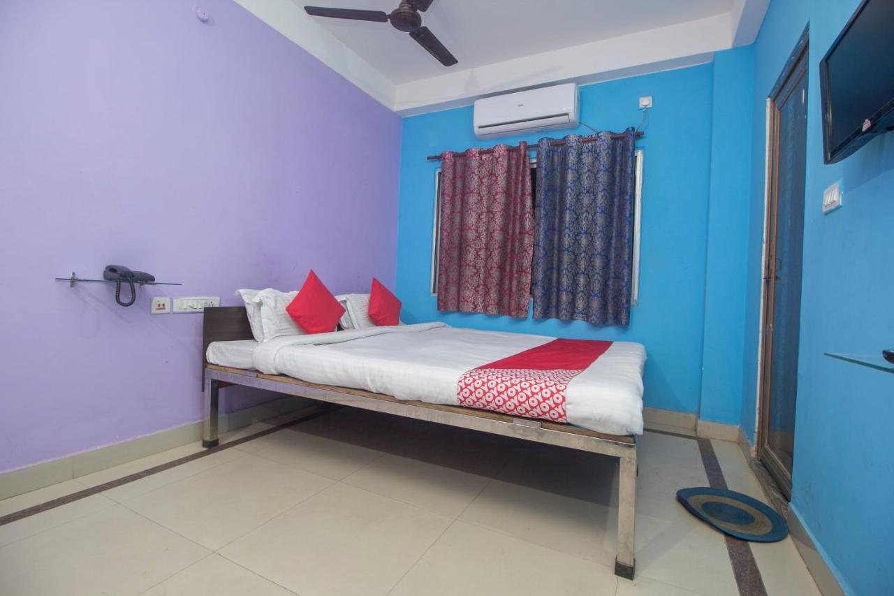 Spot On 24229 Radharani Lodge Siliguri Exterior photo