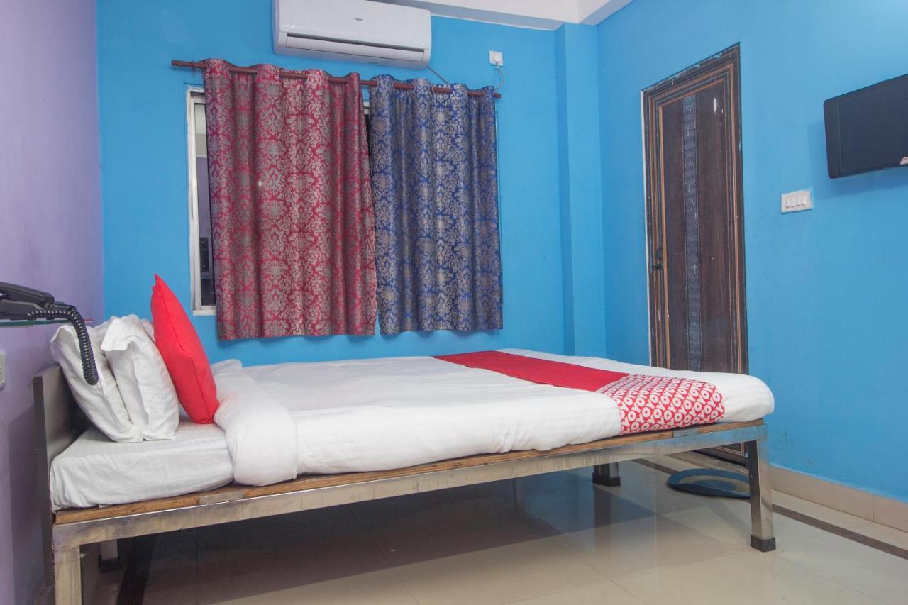 Spot On 24229 Radharani Lodge Siliguri Exterior photo
